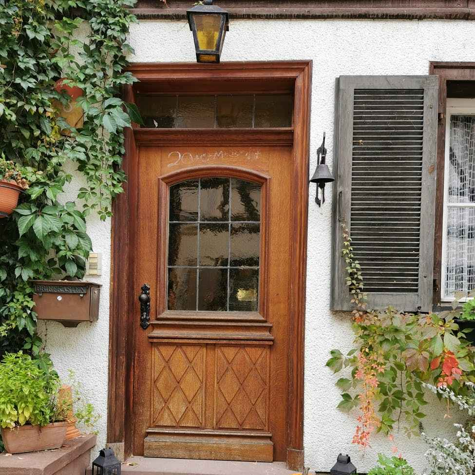 jack o lantern on doorway