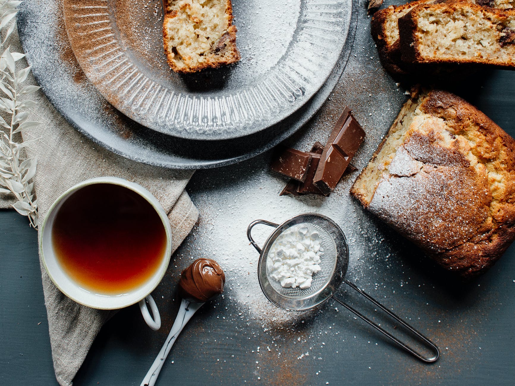 yummy banana bread served with aromatic black tea
