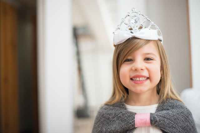 girl wearing a crown